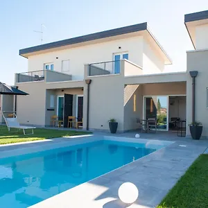 https://bb-lough.hotelinveneto.com